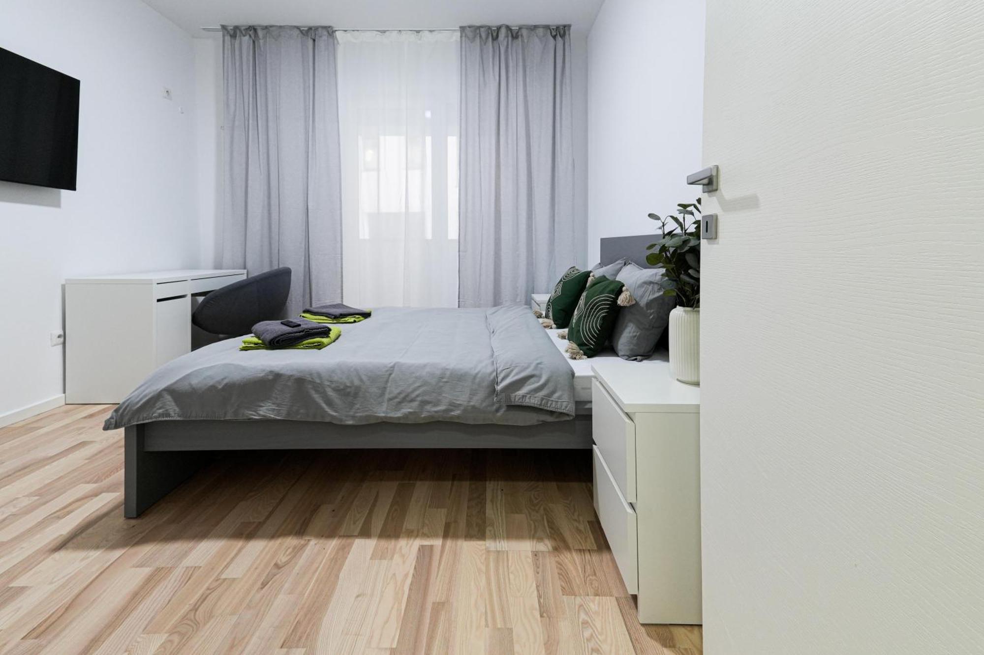 Gabi - Chic Apt With Parking Close To Veranda Mall Bucarest Extérieur photo