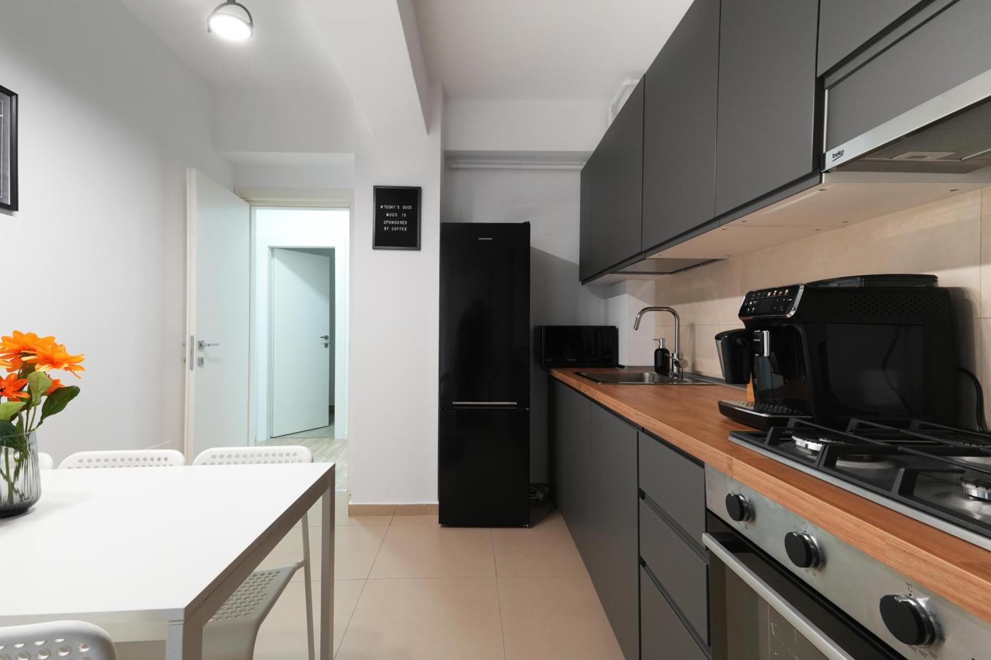 Gabi - Chic Apt With Parking Close To Veranda Mall Bucarest Extérieur photo